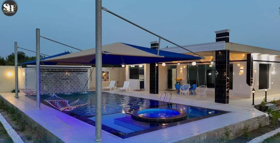 مزرعه بيت الورد🌷

رقم الحجز***********
تم إضافه بلي + بليارد غير ضاهره في التصوير

 إحجز مزرعتك وتمتع بالخصوصية التامَّة 🥰

— بليارد + بلي مضافه وغير ضاهره في الصور

يتوفرُ جميعُ الخدمات التي تخطرُ على بالكم مع أجواءِ الطبيعةِ الخلابةِ الساحره 😎 

مميزاتُ بيت 🌹

1. مساحة المنتجع دونم

2.التيار الكهربائي على مدار 24 ساعةٍ كاملة دون إنقطاع ويتوفرُ فيه مولدة كهربائية تعملُ بنظام التشغيل الأوتوماتيكي ☺️

3.مسبح خاص للأطفال 👧 👦 

4.مسبح خاص للكبار حجم 12 في 6 متر  

5.يحتوي منتجعنا على ألعابٍ للكبار (( منضدة 🏓 + فيشه ))

6.صالة كبيرة مؤثثة ومكيفة +2 غرفة نومة ومكيفة + مطبخ على الطراز الإيطالي مؤثث بشكلٍ كامل 😍

7.جلساتٌ خارجية من الطراز الفاخر جدا

8.مكانٌ مخصص للشواء مجهز بجميع الإحتياجات الخاصة لذلك 😍

9.مجموعة صحيات داخلية وخارجية متكاملة

10.تتوفر سماعة داخلية دي جي 🎵

11.علماً يتم تعقيم المكان بشكلٍ كامل بعد كل إستخدام 😷 

إحجز ☀️ إسبح 🏊 إشوي 🐟 وإقض أحلى وأمتع الأوقات مع عائلتك في أجواءٍ صيفية جميلة 

#العنوان_صلاح_الدين_قضاء_بلد.. 

للحجز والإستفسار 

الاتصال على الرقم  ***********
او مراسلتنا علا الواتساب فقط
