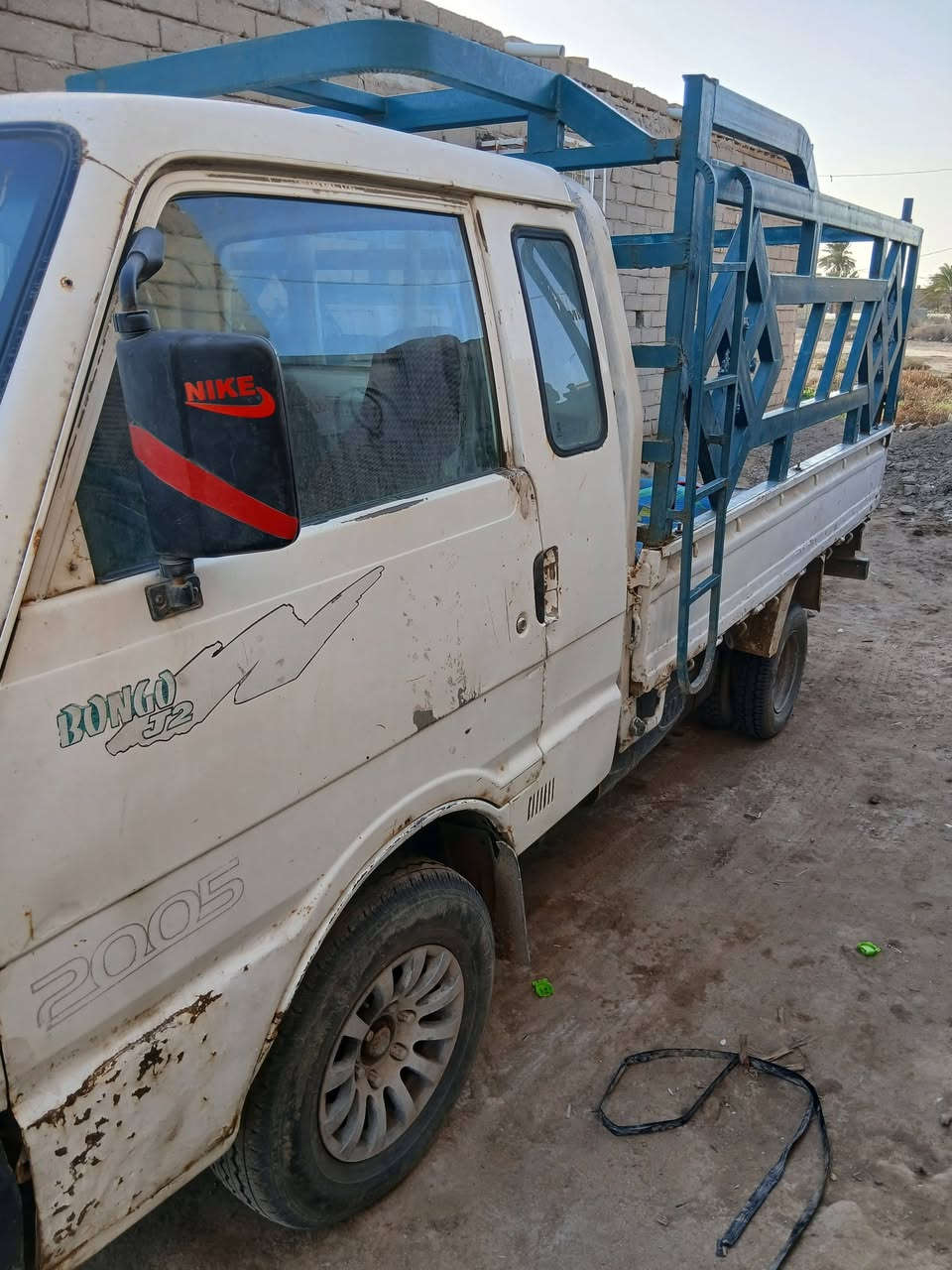 للبيع موديل 95 كير ومكينه وشاصي وتخم تاير حداديه نضيفه كهربائيات صيانه جديدة والباقي شوف العين سنويه صاقطه رقم بصرة بشرط التحويل السعر 40 وبيه مجال ناصريه الغراف  ***********----***********
