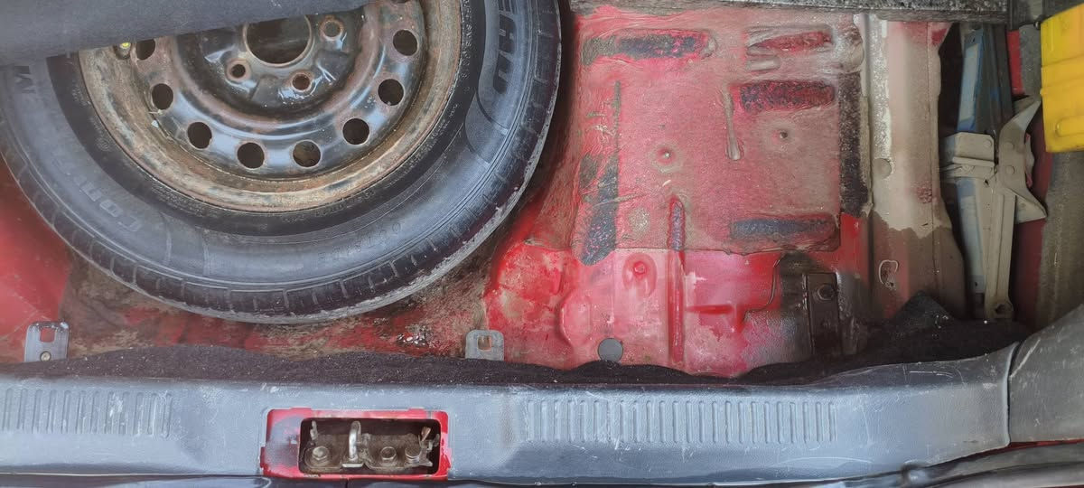 مازدا للبيع.
فاصوليا موديل ٩٢ .
فول مواصفات كير اوتو مكينة ٤ سلندر شرط .
التفاصيل بالصور .
***********.
***********.
السعر ٥٦ و بيها مجال والبيع مستعجل .
السيارة مصبوغه فقط فقط فقط جمالية اي ضرر ما بيها و شرط الفحص
