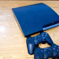 #للبيع بلي 3 كامل ونظيف مع يدتين بس تربطه وتلعب وبي كامل الالعاب كراند...