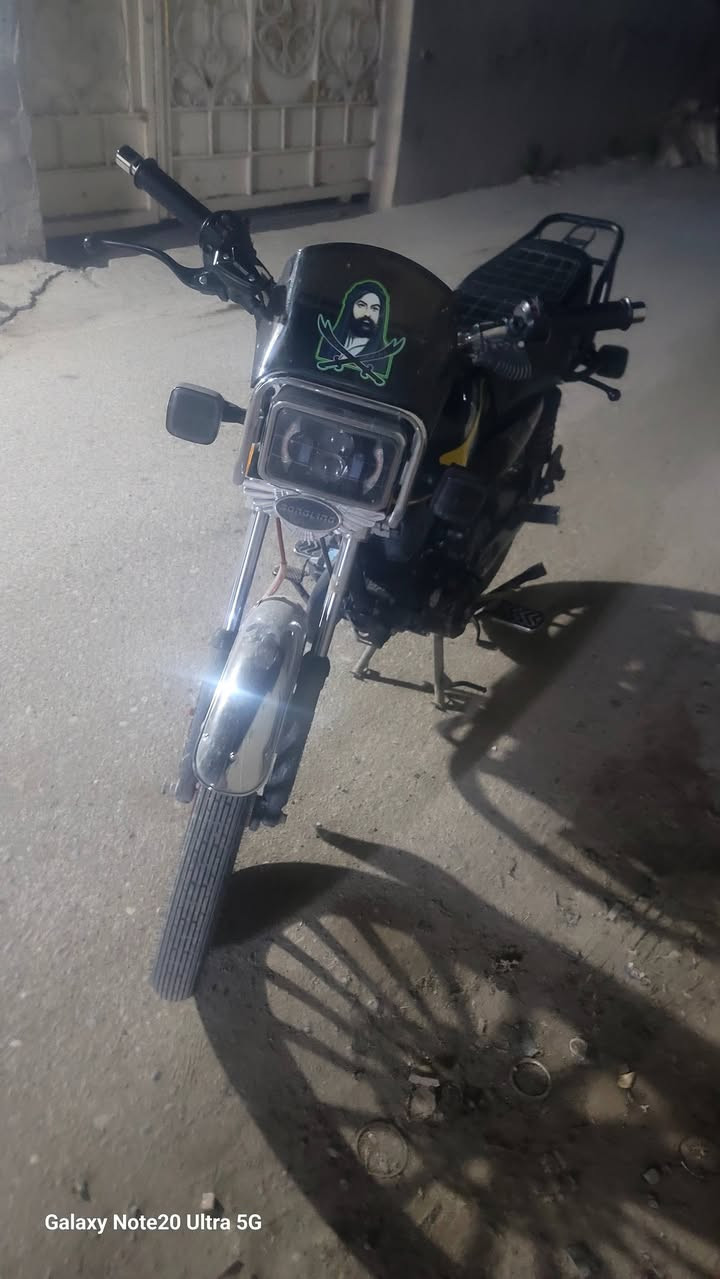 سيفان موديل 26 للبيع دراجة كفالة عامة من كلشي ماشية 3000 مكينة ما مفتوحة مكاني ديالى جديدة الشط سعر 850 وبيهة مجال بسيط رقمي ***********
