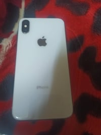 ايفون اكس للبيع ذاكره 256 الجهاز مفول السعر 100 للتواصل 07757574755
