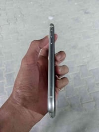 ايفون 11عادي مستبدل فقط بطارية مكاني بغداد مدينة الصدر ذ128 السعر 200 ...