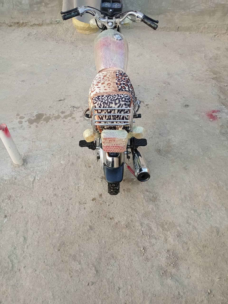 سلام عليكم دراجه يراني وراق صولي مكفوله موديل 20 مكان قلعه سكر السعر 650 وبيهه مجال  الشراي خل ينتصل (***********)الخاص مفتوح
