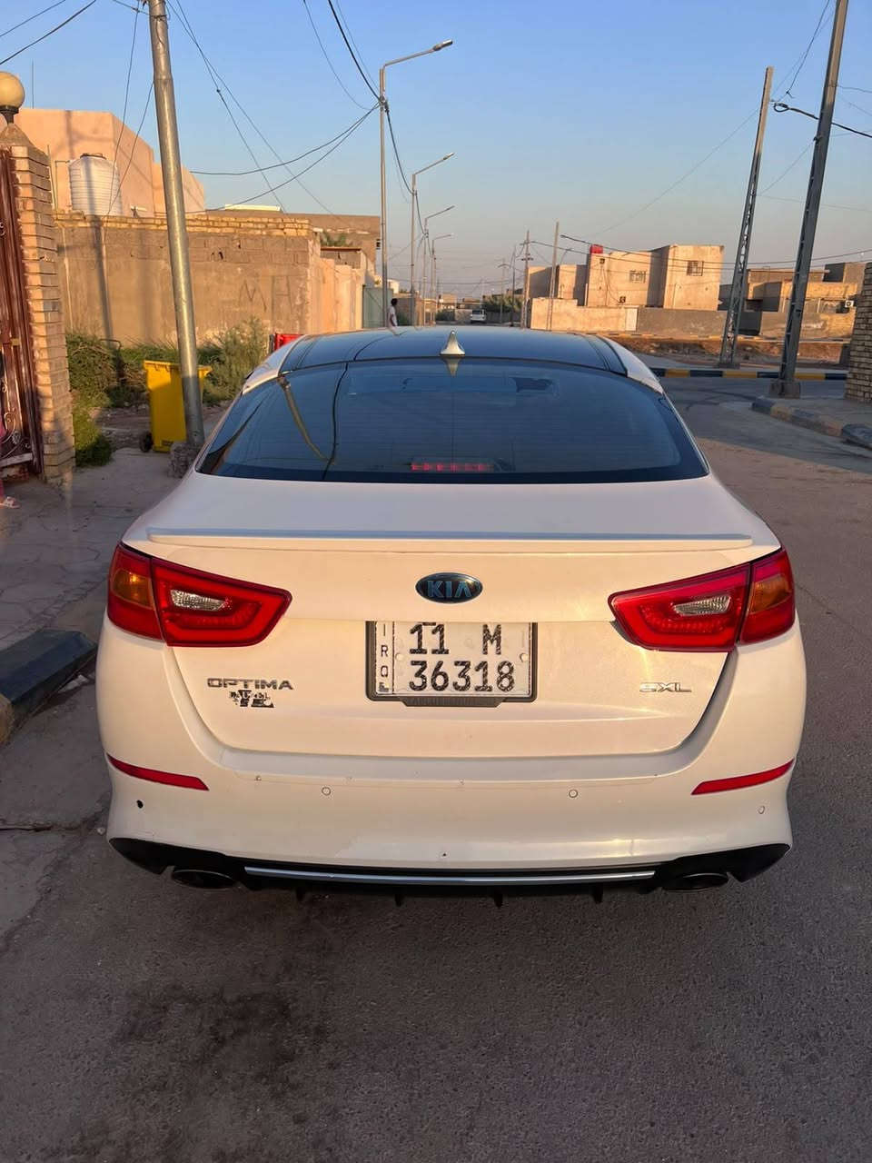 سلام عليكم وبتيمه موديل ٢٠١٤ امريكي فول سياره بني رامه مرايه شفط كشنات جلد وضضره كلش بصيط مكينه ٢٠٠٠ تيربو رقم بغداد بسمي تخم تاير صدر امامي خلفي تبريد تتفه سياره ما جناي احله من بل صوره رقمه مكان سياره واسط قضاء الموفقيه ***********
