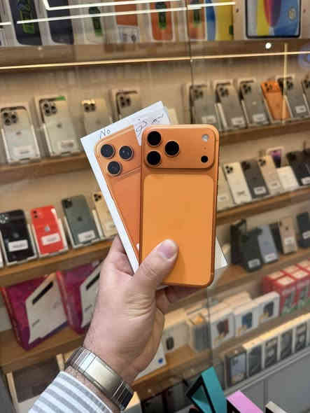 السلام وعليكم 

ايفون 17 pro max 

1  sim            Zaa

بطاريه 💯 

عدد الشحن 16دوره 

العنوان بغداد الغدير ساحه ميسلون 

مجاور اسواق ابو حبيب 

***********
