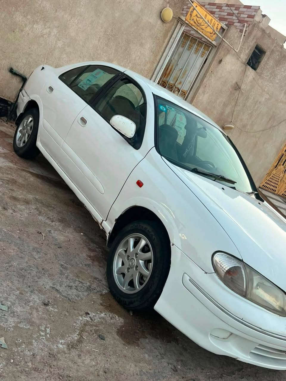 سلام وعليكم نيسان سني موديل 2000 رقم بصره انكليزي سنويه مجدد 2030 مكينه وكير جدد تخم تاير حداد جديده تبريد ثلج سعر 50 وبيه مجال قليل رقم الهاتف *********** لعنوان بصره زبير
