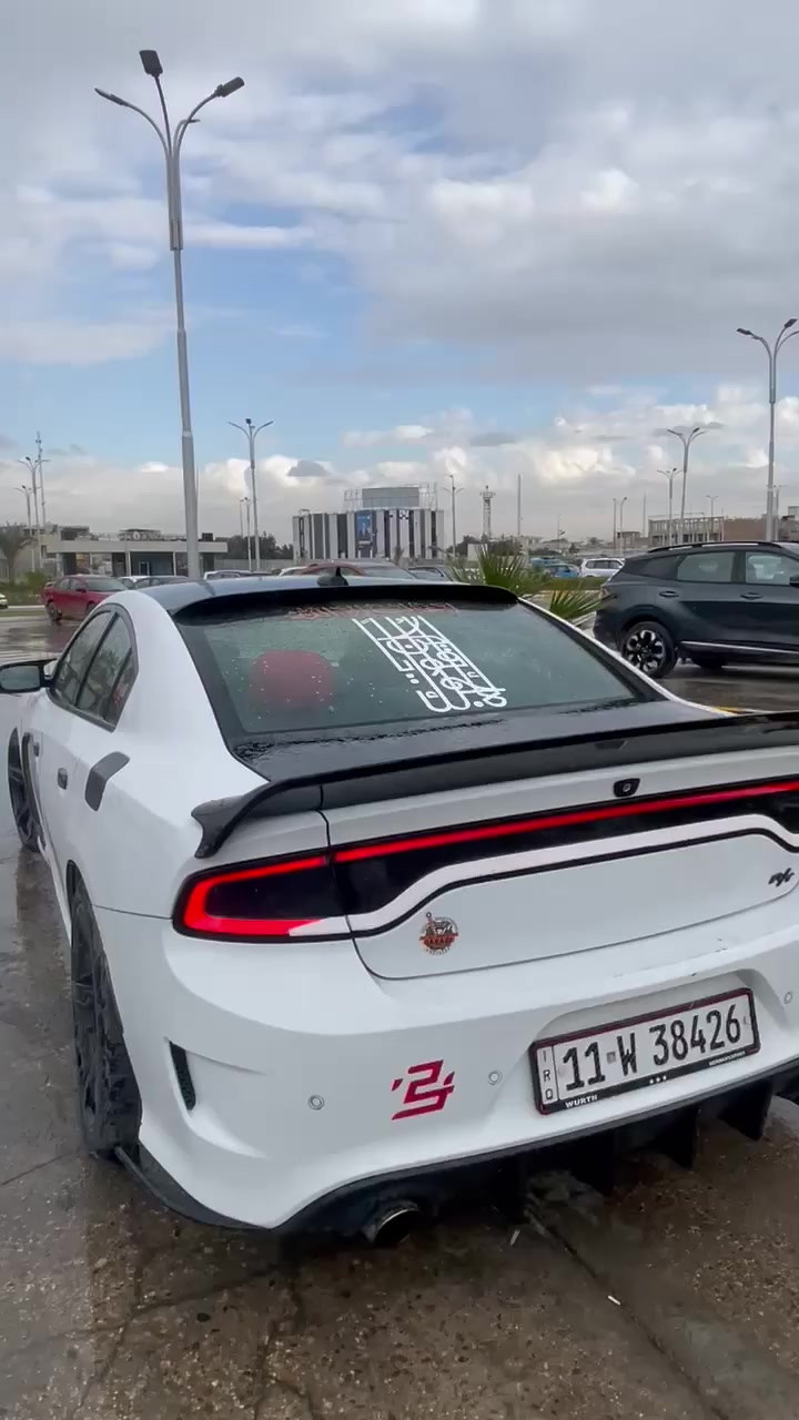 السلام عليكم
جارجر ار تي سوبر تراك فول للاخير
للي يدور حادث نظيف مو بجم
السيارة حادثها باب الصدر 
بدون تكمه بدون دوسه الباب فقط
والباب الخلفي كلير
موديل 2015
ماشية 84 
رقم بغداد باسمي
سلايد روف
كشنات جلد وكنتارا
كشنات كهرباء
ويل نجمة خسفة قوية
لدات زراعة تحكم الوان
دشبول لد تحكم الوان
داون بايب ستيل
دبات فورتك ريموت
اكسل قفل
عليها برمجة طلال ورشة 4Brothers
حدادية جديدة كله اصلي
فريز وكمبريسر جديد اصلي
كماليات مختنكة السيارة

السيارة نشطة واكفل نشاطها كير ومكينه ويم اي ابو سونار 

للبيع فقط بدون مراوس 
السعر 178

 اتصال فقط ***********
