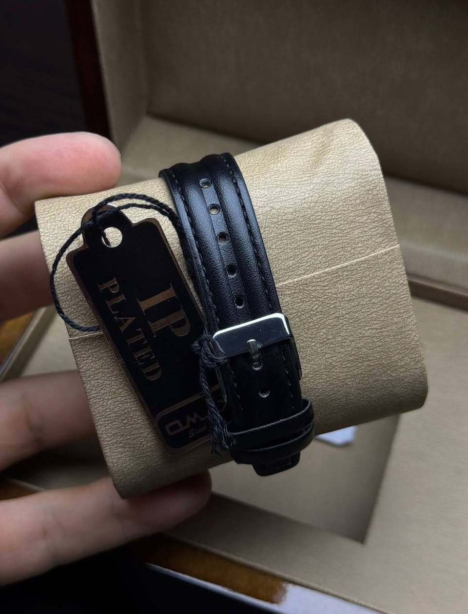 Omax 
اصلي ياباني مع المرفقات 
مينا تيفاني مميزة 
سير جلد طبيعي 
ستانلس ستيل 
مقاومة للماء 

25 الف على اول تم

SeEXqWSeNHXDCoZiqv


**إذا كنت صاحب هذا الإعلان وتريد حذفه لأي سبب، رجاءا أرسل رسالة إلى الدعم الفني**