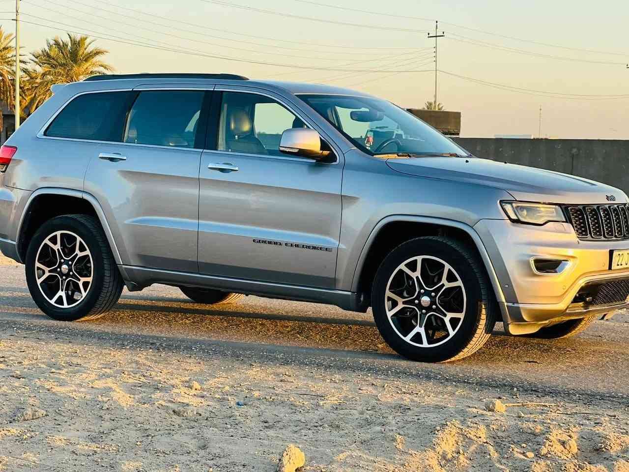 السلام عليكم
للبيع جيب لمتدد فول مواصفات موديل 2019 رقم اربيل انكليزي السياره بااسمي
خليجي ماشيه ٩٤ الضرر جاملغ الأمامي شخط بدون ضرر داخلي
السعر 270 وبيها مجال
العنوان بابل اسكندرية
*********** بي واتساب
