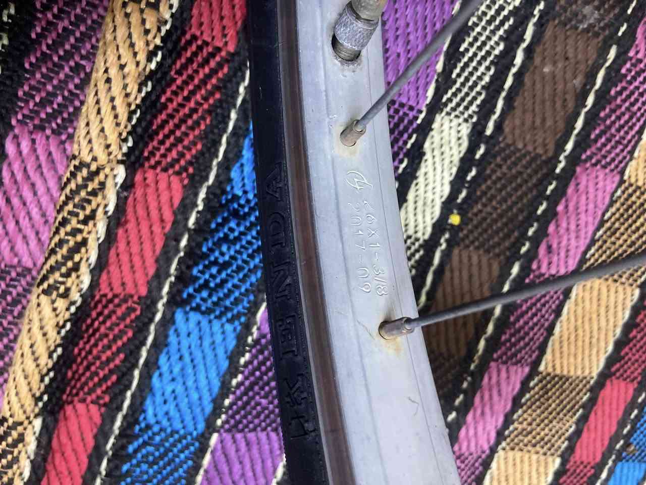 بايسكل للبيع بناتي البايسكل كامل وجديد حجم 26 موديل2017 البايسكل كلش نضيف السعر 65وبي مجال المكان بغداد النعيرية


**إذا كنت صاحب هذا الإعلان وتريد حذفه لأي سبب، رجاءا أرسل رسالة إلى الدعم الفني**