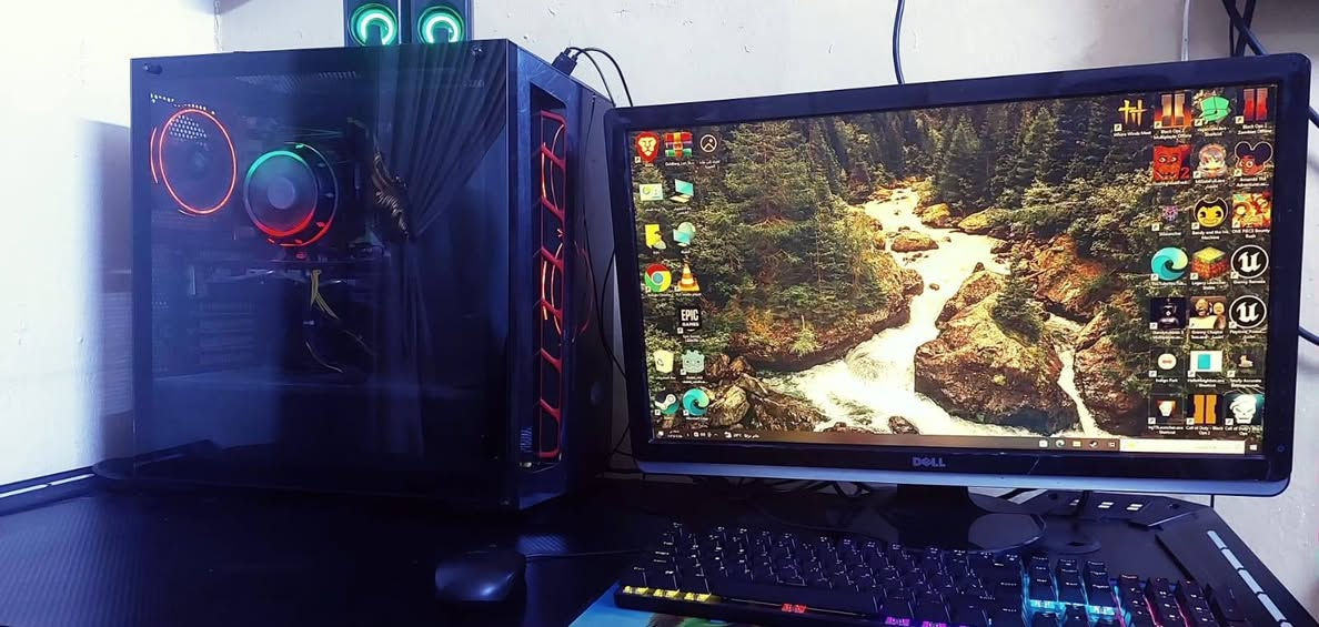 كومبيوتر للبيع و المواصفات في الصوره لا يوجد توصيل مع الشاشه dell و كيبورد جيمنج 700الف و بي مجال   ***********
