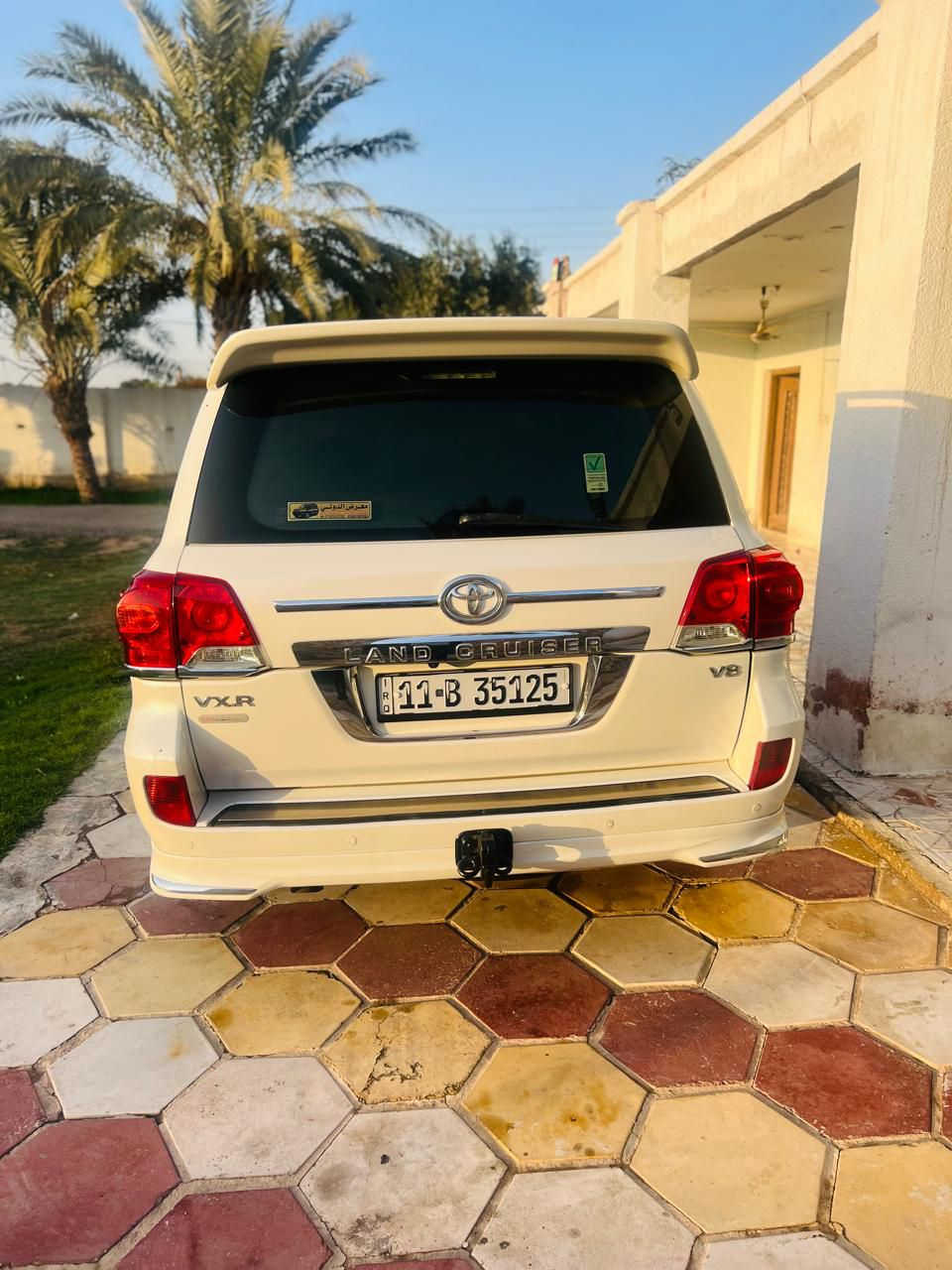 سلام عليكم. لاندكروز  2014 رقم بغدآد بسمي سنويه 2030  كفاله من كلشي السياره مكفوله عامه من الضربه والصبغ والتبديل 
فول مواصفات لكزز

فتحه سلايد روف

تشغيل عند بعد 

بصمه أبواب 4

زراك لايت 

 مري شفط 

ترحيب  

مقاعد كهرباء  جلد 

7 راكب داخل جديد جدا 

فور ويل 

طفايه حريق

محرك 8 سلندر 4600

3 قطع تبريد  سياره مناقصه كلشي جيده جدا 

العنوان  آلرفاعي

الاتصال / 
***********
‪***********‬
