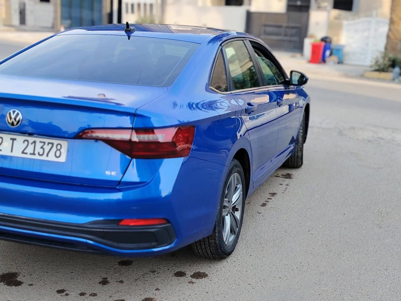 السلام عليكم جيتا فول مواصفات موديل 2024 ماشية 22 فقط حادثها موضح بالصور بنيد مبدل  وصبغ جاملغ خلفي فقط...الجاملغ الامامي  بارد...
مواصفات se فتحة بصمة تشغيل وابواب وتشغيل عن بعد ... تدفئة بالكشنات...كشنات كهرباء ...السيارة جديدة جدا وبالخير عالياخذها رقم شمالي تحويل او وكالة 
للبيع السعر 162 مكان السيارة بغداد اليرموك قرب ساحة قحطان
الاتصال على الرقم ***********
