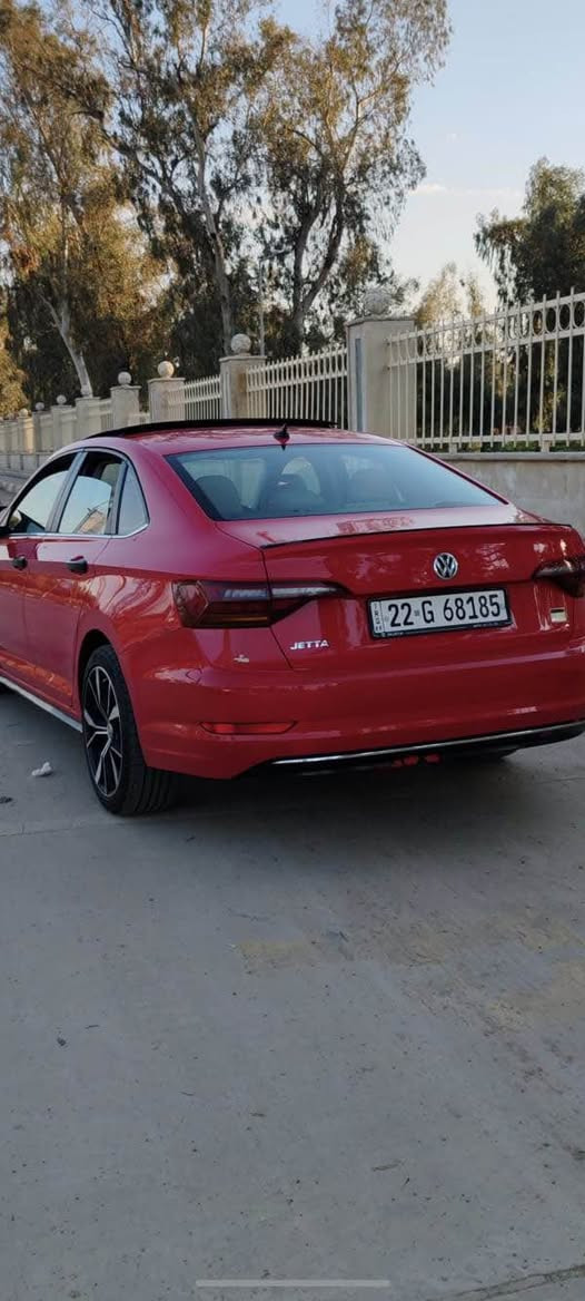 JETTA SE  2019
فول مواصفات اعلى فئه بل جيتا
‏87m ماشيه
رقم انكليزي 
‏‎محرك 1400 TURBO 
‏‎كير اوتو 8 نمر 
‏‎وضعيات القيادة ( سبورت - نورمال - ايكو - عادي )
- بانوراما
- بصمة تشغيل
- بصمة ابواب 
- تحكم بالجامات والبانوراما عن بعد
- رادار امامي عدد 2
- رادار خلفي
- رادار جانبي
- مانع تصادم خلفي امامي
- اوتو ستارت - ستوب
- مثبت سرعة 
- نظام ترحيب
- توقف ذاتي 
- هاندبريك بصمة
- منظومة زنون بلادي
- ماسحات اوتو للامطار
- سستم سماعات BEATS 
- كشنات جلد عسلي 
- تدفئة كشنات
- تدفئة ستيرن
- تدفئة مري
- اضائة LED اوتو ليلى نهاري
- بك لايت LED متعدد الثيمات
- كامرة خلفية
- سترين حرف D
- فول تحكمات ستيرن
 
⭕️وصرف البانزين لتفويله تمشيك  730 كيلو

⛔️بدون ضرر زاوية الدعامية فقط
‏‎بي بارد اثر ملاحضات

✅رقم و سنويه جديد تحويل وكاله و غرامات كلها بشرط

السعر 155 $ مجال كلش بسيط 
***********
***********
‏‎ دهوك, العراق
