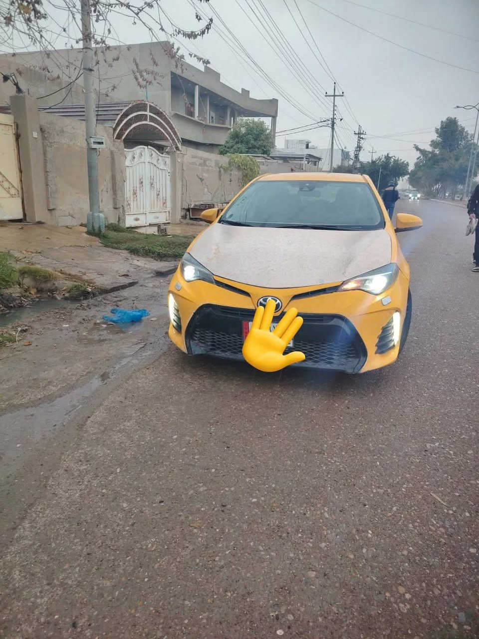 السلام عليكم  كورلا للبيع موصفات Le  وارد امريكي  موديل 2019ضرر السيارة بالمنشور واضح بيه بطاقه بانزين وغاز مع كارت الصيانه  محرك وتبريد وكير مكفولات  ما بيه اي عيب  وسعر السيارة 127 وبيه مجال مكان السيارة كركوك  اني مكلف بالنشر ما اجاوب خاص رقم صاحب السيارة والواتساب ***********
