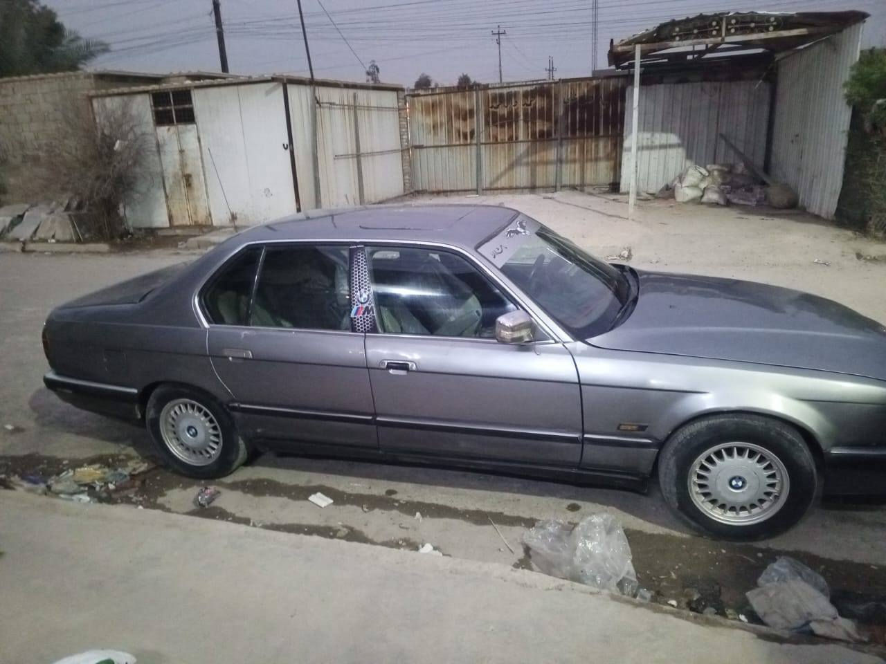 للبيع رقم موصل الشراي يتصل مكان السياره بغداد 
***********
