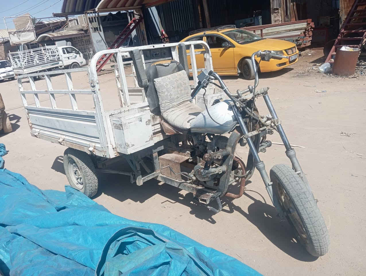 السلام عليكم ستوته للبيع كلك مكفول عن السرقه السعر 450
بيها لحيم بلرگبه مكينتها بيه خيط بخار العنوان النجف ***********
