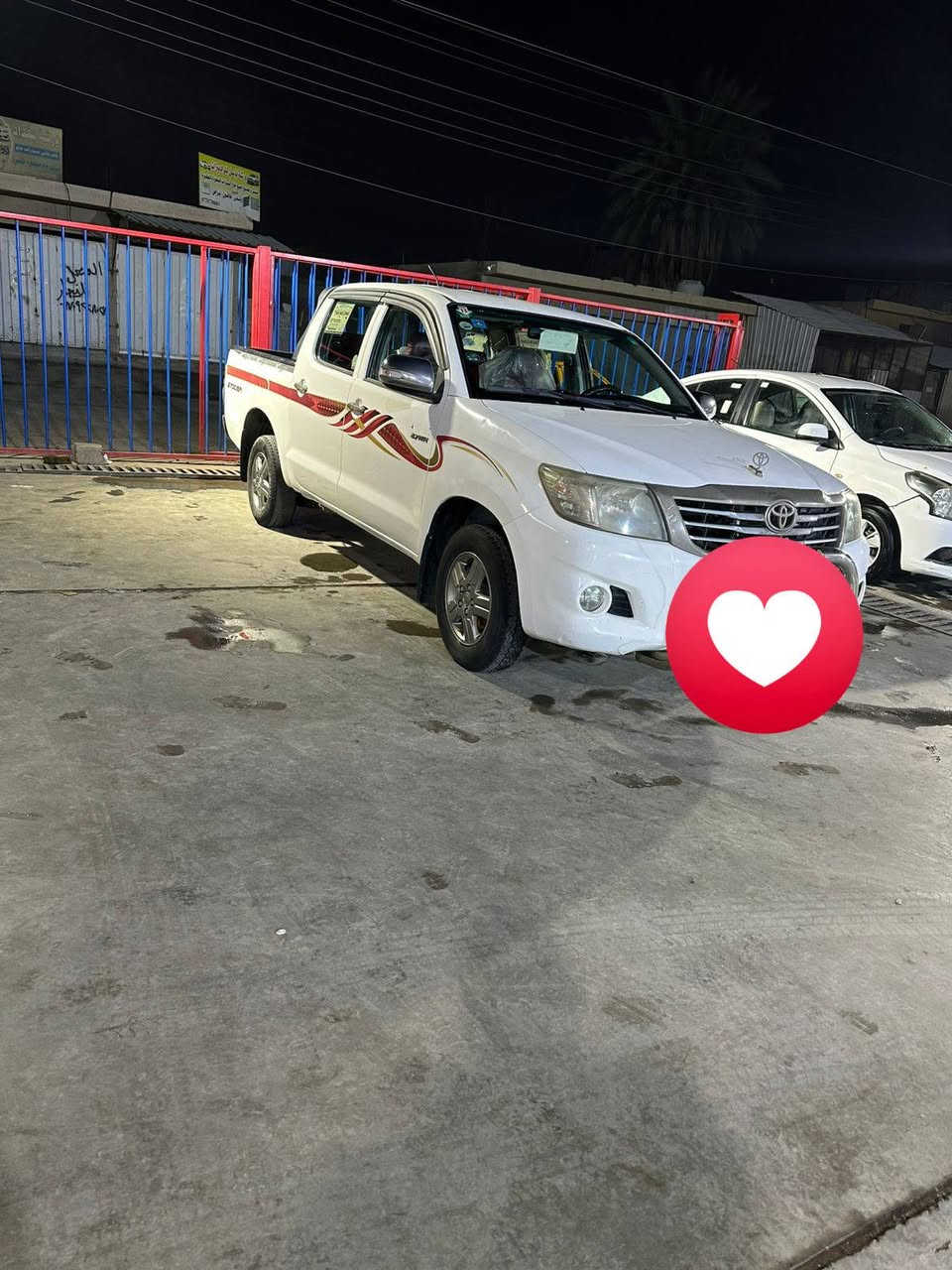 السلام عليكم
تيوتا هيلوكس ٢٠١٢ 
ناصي
سيارة خير من الله 
جاهزه متصرف عليه 
للبيع 
*********** مكانها بغداد جسر ديالى القديم 
موجود سونار الرقم بي واتساب
