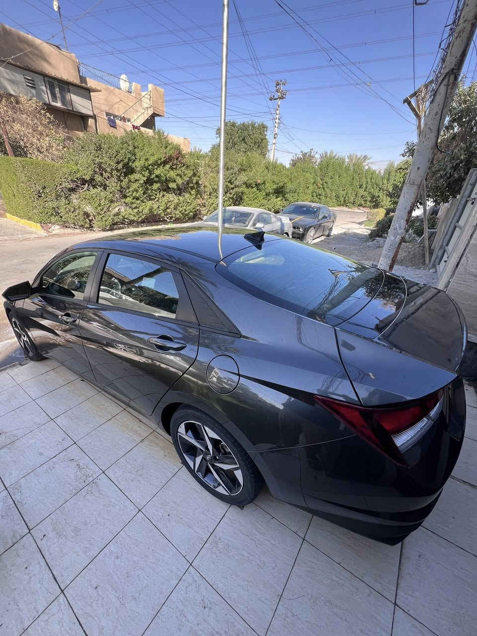 السلام عليكم 
( للمراوس جيب او بجارجر )
النترا ٢٠٢٣ sel نص فول ماشية ٢٩ بدون ارقام 
مكاني بغداد ***********
