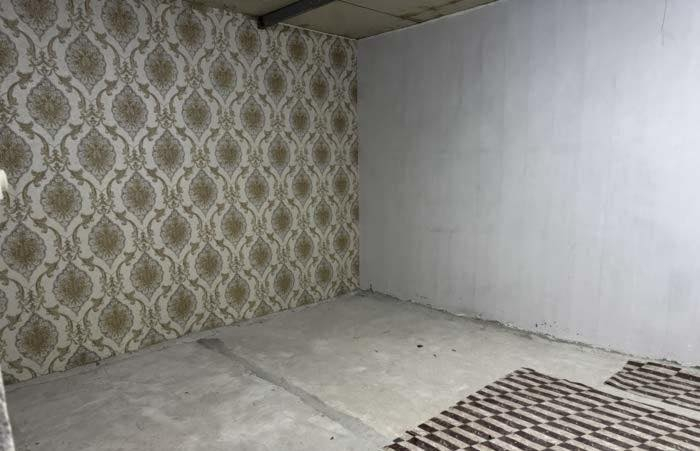 بيت الايجار كوت ثويني سعر مناسب
يحتوي غرفه ديوانيه مطبخ صحيات
اجار300 📞 *********** 📞
