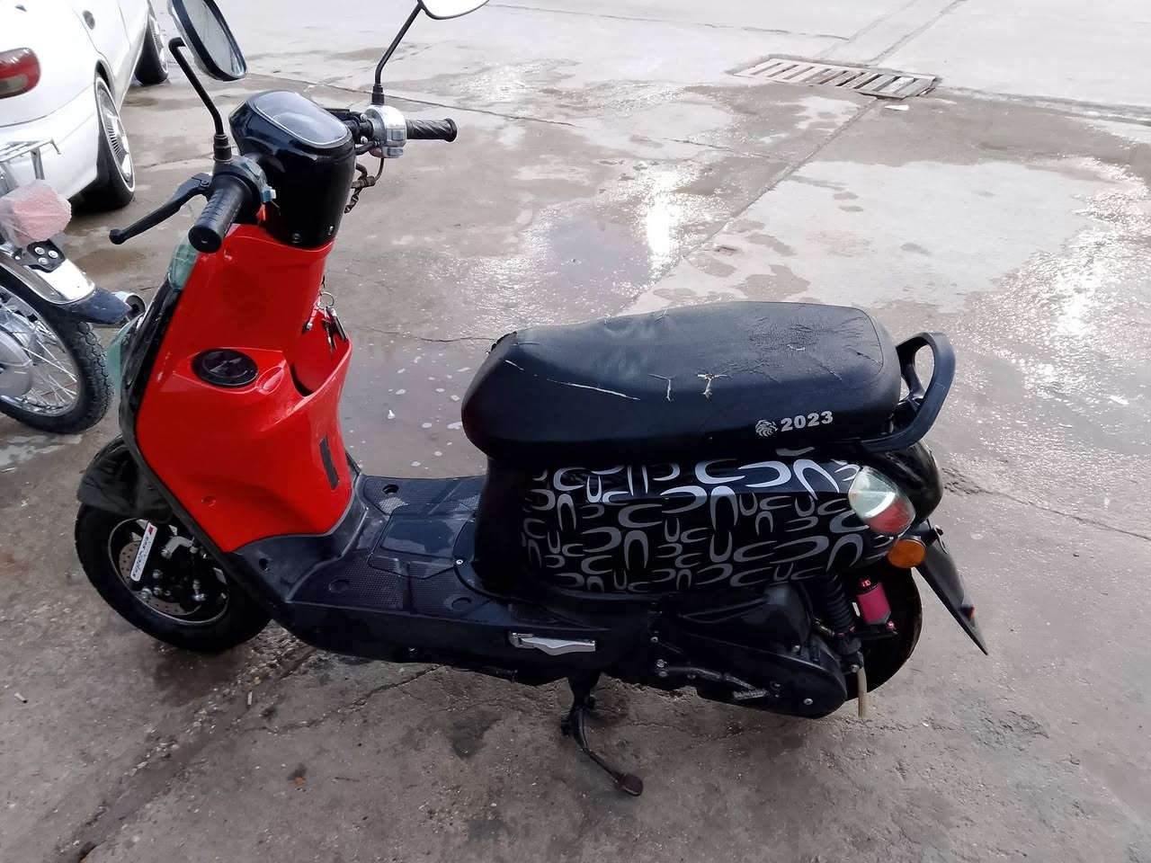 سلام عليكم دراجة نوع ماكس بواليسي موديل 2023 السعر 900 وبي مجال الرقم ***********
