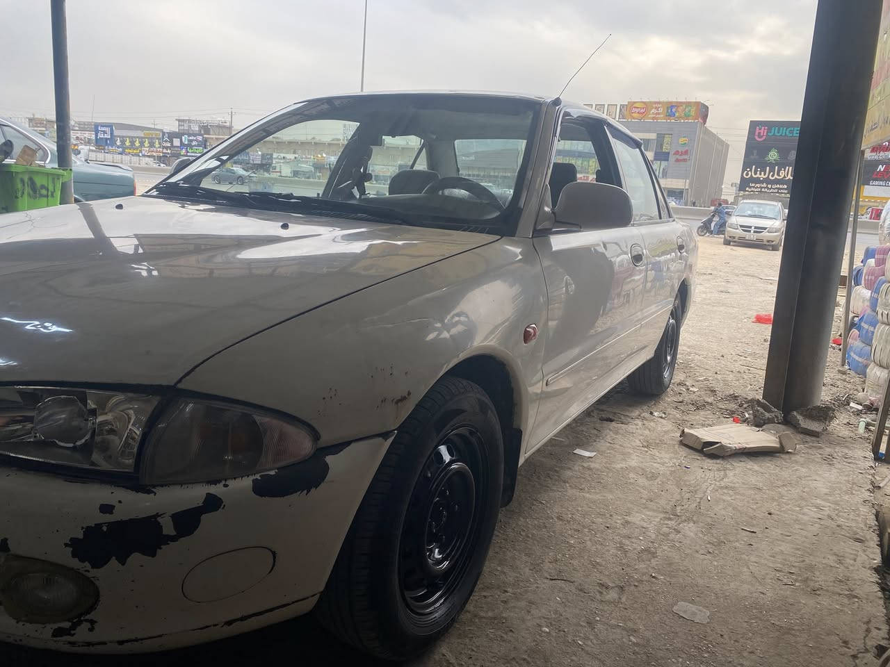 بروتون ٢٠٠٢
باسمي 
كامله وجاهزه 
كلشي بيها شغال مبيها نقص 
ترايك وين ما يعجبك تحويل نفس اليوم
سعرها ٥٠
مكاني بسمايه
***********
