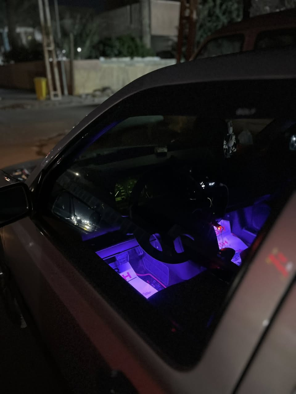 سلام عليكم كولف mk3١٩٩٢محرك ٢٠٠٠كير اوتو كهربائي كير ومكينه وكهربائيات كفاله صبغ عام بدون ضربه السياره خير من الله رقم بغداد انكليزي مكان السياره بغداد حسينيه الراشديه استفسار ***********بيع او مراوس
