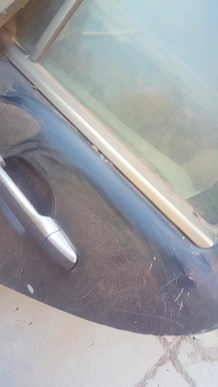 للبيع اغراض مال مرسيدس
***********
