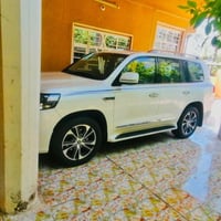 لاندكروزر ٢٠٢٠ ساز باب اول اسياره كفاله وجديده فول مواصفات ماشيه ٩١ تا...