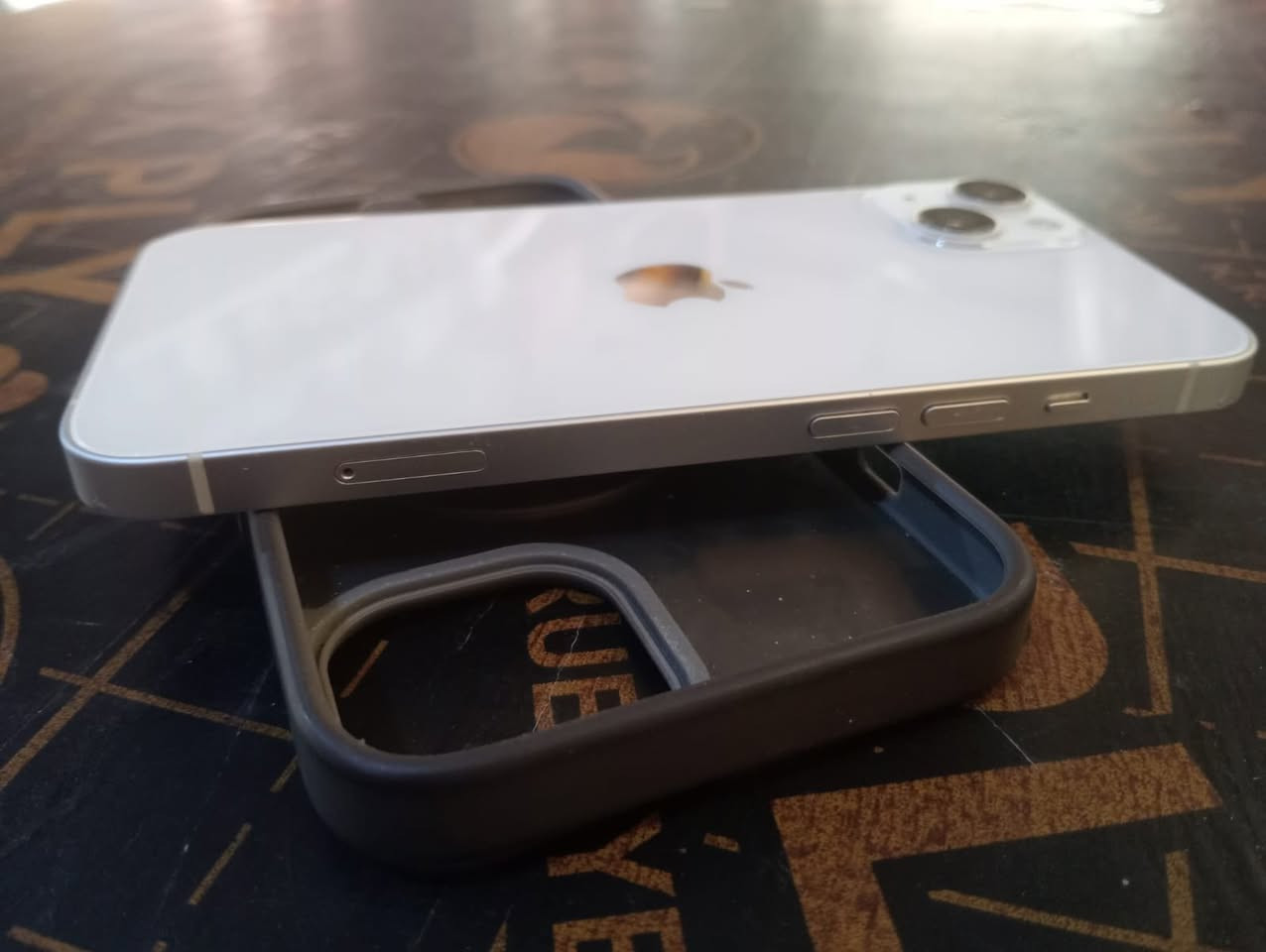 السلام عليكم أيفون ١٣عادي للبيع
آيفون ١٣عادي

أمريكي 5G

نموذج m

ذاكرة ١٢٨

بطارية ٨٧

شريحة وحدة +اكترونية

خط بلشاشة ضمان لايمشي ولا يكبر 

السعر ٣٥٠ الف 
يوجد توصيل
للاستفسار واتساب ***********
