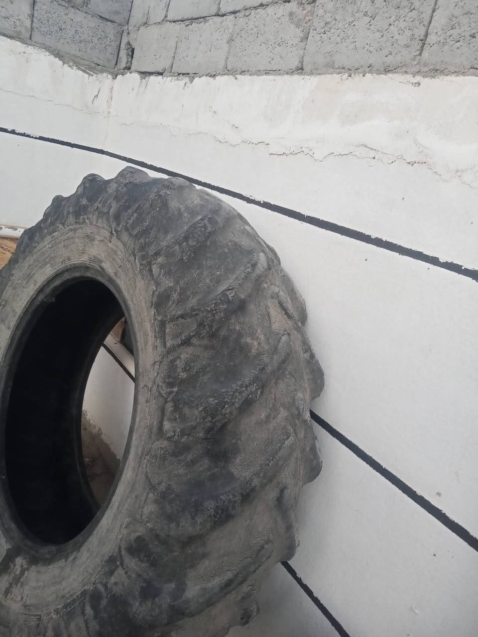 سلام عليكم  تأيرات للبيع مال فوركسن  ل 30/16بيه فطور ول18/30 مابيه شيء سليم مكاني بابل جبله ***********
