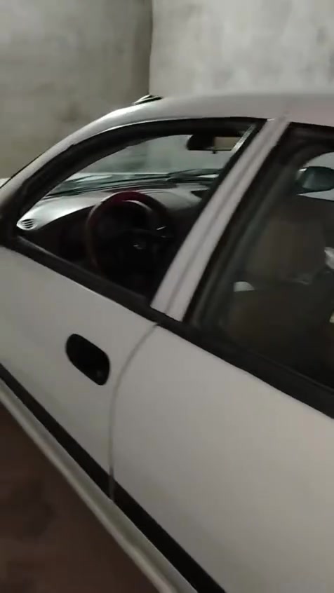 سلام عليكم صني ياباني للبيع فول عادي الرقم نينوى جديد المكان  الشرقاط الاتصال على هاذى الرقم ***********
