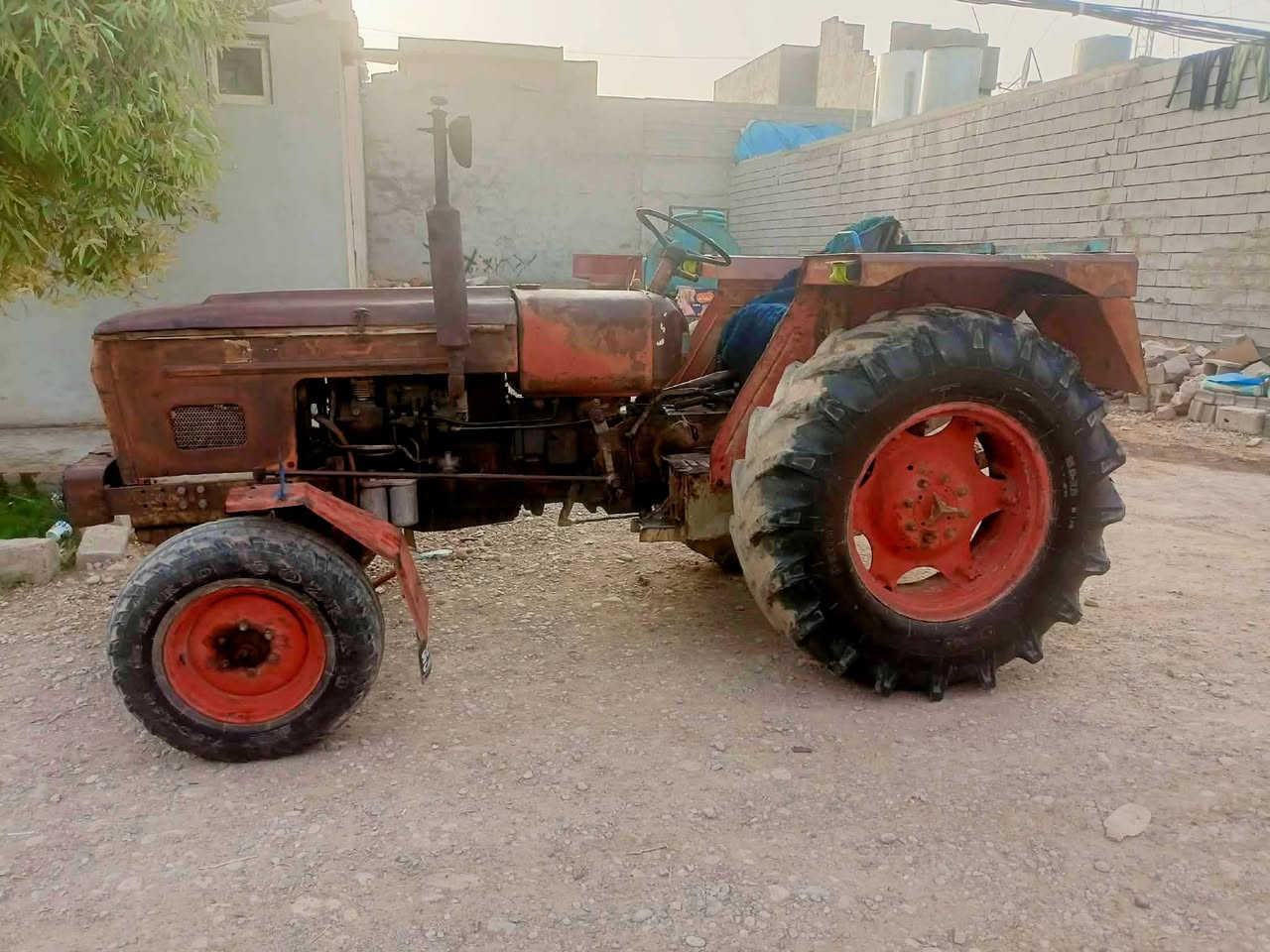السلام عليكم عنتر للبيع موديل  واحد او سبعين المكان كركوك.. ***********
