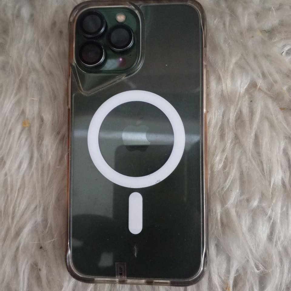 13 برو ماكس زيتوني جهاز لوك فول نضافه ما مفتوح ولا معله ع فحص بطاريه 256 بطاريه 84 اصليه 750 وبي مجال نجف حي نفط ***********
