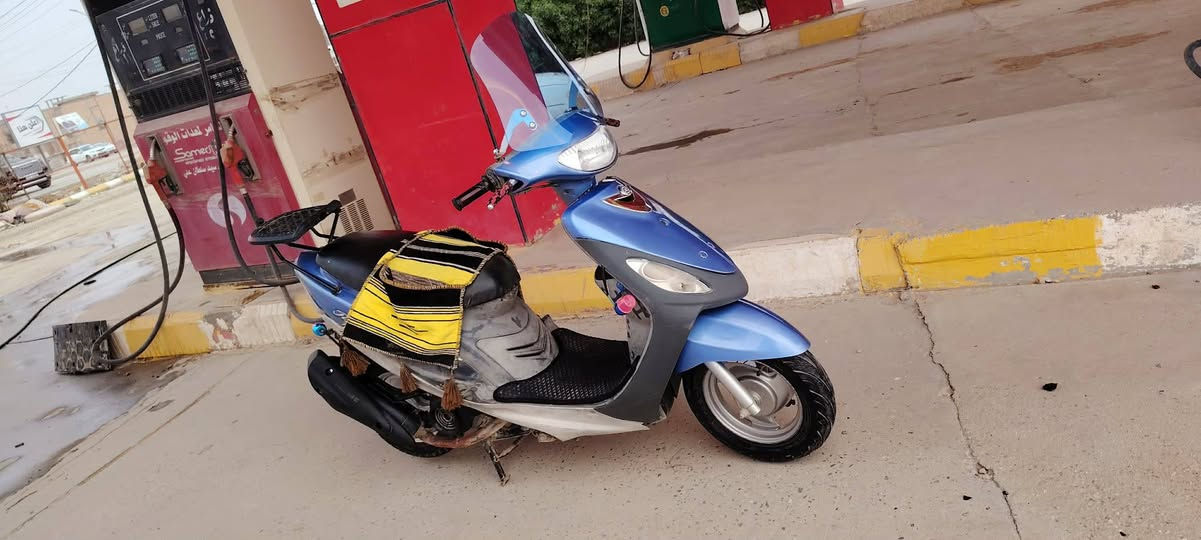 ماكس منغولي مديل ٢٠٠٣ للبيع نكره سلف مامفتوحه دوانيه حي العسكري رقم مبايل ***********
