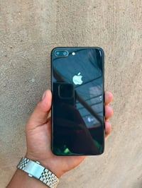 ايفون 8 بلس • 64 جيجا • بصمة واكف