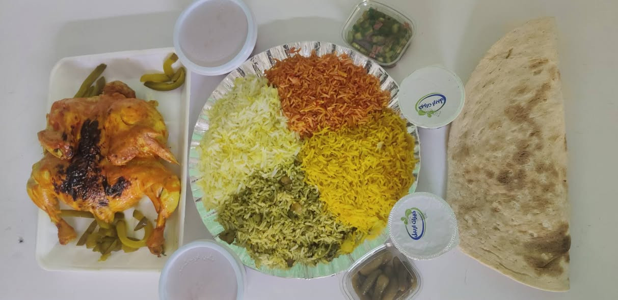 عرض لفتره محدوده تمن 4 نوعيات + دجاجه قلي او شوي + كاستين روبه + كاستين طرشي اومقبلات + كاستين مرك+ كرصه خبز 12000 الف والتوصيل مجاني كل مناطق الشامية ريف اومدينه للحجز ***********
