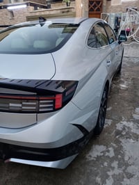 سوناتا موديل ٢٥ ماشيه ١١ الف بدون إرباك فول مواصفات من عدا الفتحه الاس...