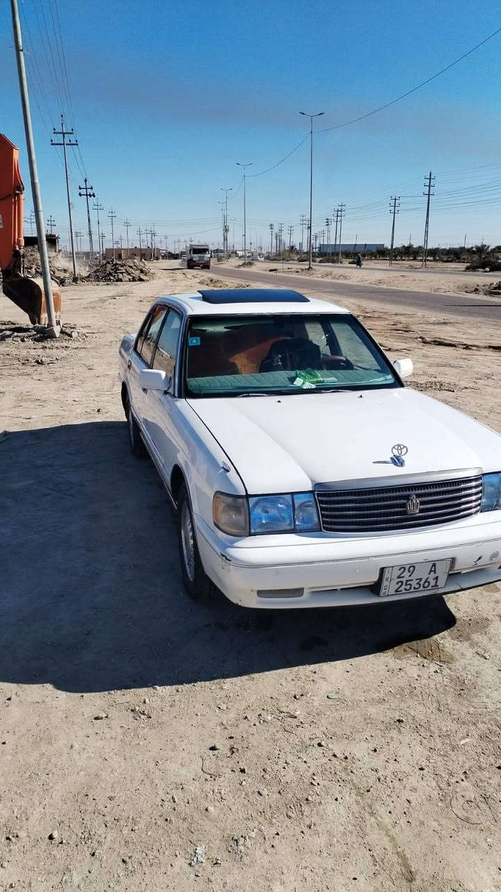 ارنب ايسر بلاد مصبوغ جماليه موديل ٩٤ سنويه لل ٣٠ كير ديفور مكينه ثنين ونص حداده جديده جاهزه السياره مكاني البصره قضاء المدينه رقمي *********** وسعره ٥٥ وبيه مجال
