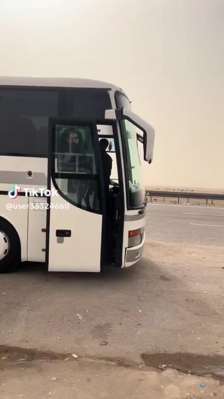 سلام عليكم كنتوريه  للبيع بدون K مكينه سته في 
الاستفسار ***********
