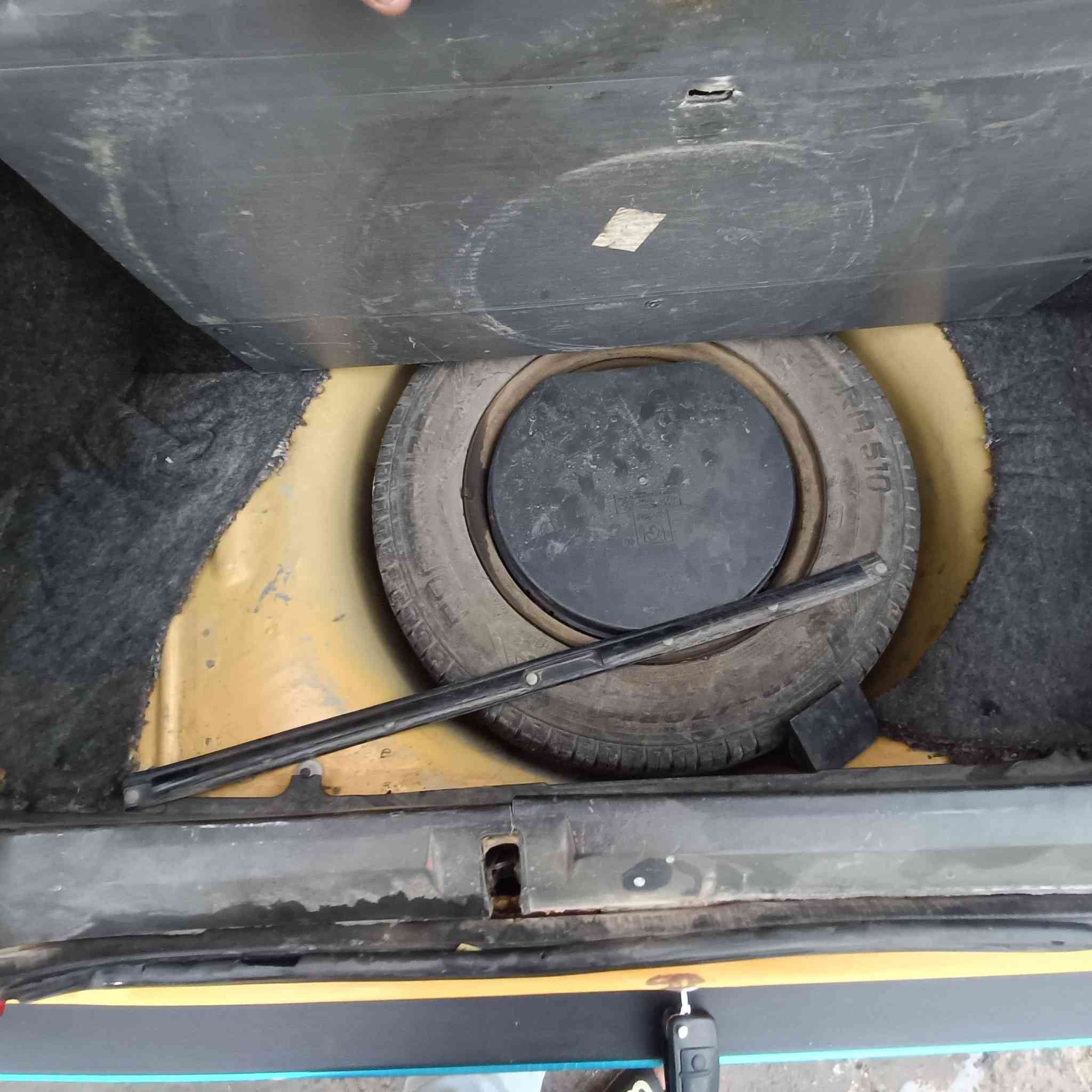 يالله سلام عليكم لميس 2016صدر تخم تاير مكينه كير تبريد تدفئه شرط السيارة حرة برائت ذمه موجودة جاهزة للتحويل مكفوله السيارة خير من الله السعر 40 او بيهاا مجال العنوان بغداد ترهم امراوس حسب القناعه غير متواجد عل فيس ***********
