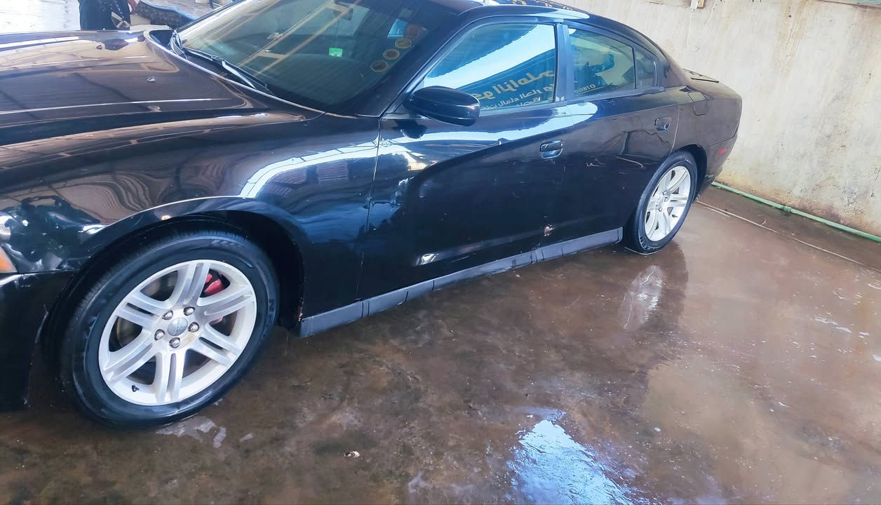 اللهم صل على محمد وال محمد. جارجر 11 كفاله فقط فتح باب والباقي كفاله مكينه وكير تخم تاير حداديه سلف دينما باترتي كله جديد سنويه صاقطه السعر ١٣٠ وبيها مجال العنوان ديوانية قضاء السنيه ***********
