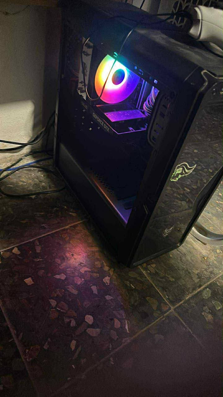 من رخصة الادمن
🎮 Gaming PC ASUS للبيع

💻 المواصفات:

المعالج: Intel Core i5-9400 (6 أنوية)

كرت الشاشة: NVIDIA GeForce GTX 1650 (منفصل 4GB)

الرام: 16GB DDR4

التخزين:

SSD 256GB (سرعة عالية)

HDD 1TB (مساحة كبيرة)

الباور سبلاي: 500W

الماركة: ASUS

⚡ الأداء:

يشغل أغلب الألعاب على 1080p بسلاسة (High / Medium) �

64 pit

ويجي وياها شاشة samsong 74 hz 1080p
وكيبورد وماوس

وماوس باد Microsoft 20 *20cm

سعر 400 وبي مجال
مو شراي لا تجي


**إذا كنت صاحب هذا الإعلان وتريد حذفه لأي سبب، رجاءا أرسل رسالة إلى الدعم الفني**