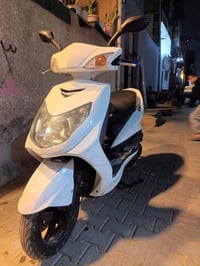 مكينة مكفوله • دراجه نضيفه • كهربائيات شغاله