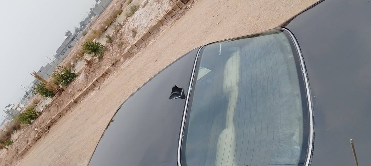 سوناته تو 95 رقم ديالئ  تحويل مباشر   سنويه لل٢٧ صبغ عام بدون ضربه محرك  خير من الله  كير  صدر جديد تايرات ٤ جديد  شاشه جديده سماعات سياره عليه ادامه كامله فيت بم نوزلات  تبريد تدفئنه نار  بلكات محرك شرط معدل ١٨٠  للاستفسار السعر 43وبيه مجال شي بسيط  الاتصال ع الرقم*********** مكان السياره ديالى غالبيه
