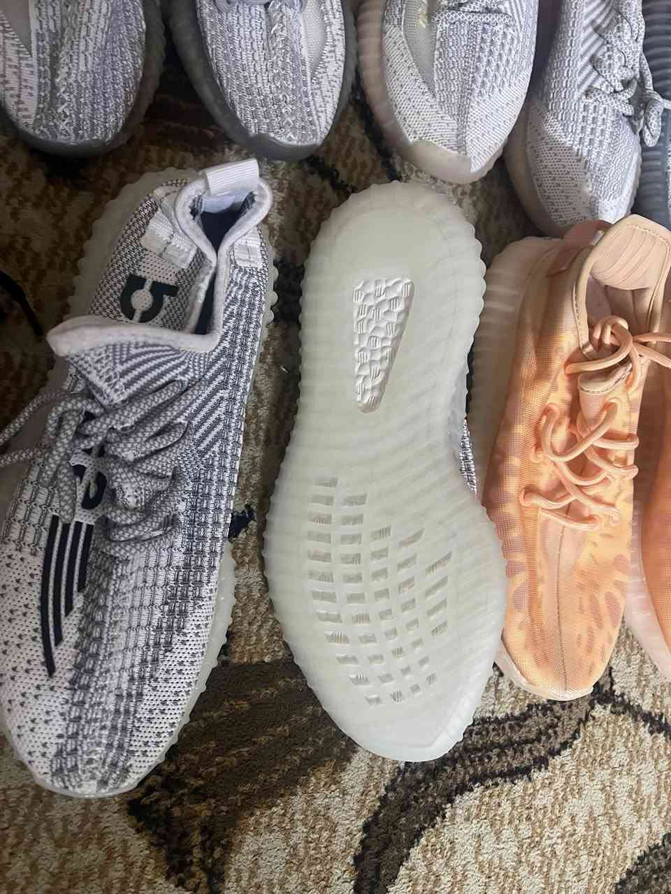 شلعه احذيه ايزي  البوست الطبي قياسات مشكله الوان مشكله بيهن قياس38ال44مشكل قياسات  (سعر القطعه 6 الاف دينار للاستفسار وتساب 
 ***********
