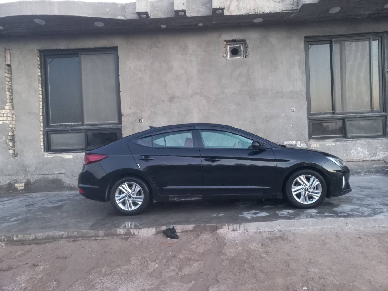 سلام عليكم الانتر امريكي 2019 مكينه 2000نص موصفات بيها البنيد مبدل الباقي كفاله داخل جلد مكان بغداد الرقم ***********
