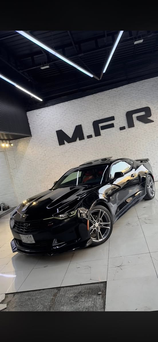 السلام عليكم
كمارو RS 2019 V6 للمراوس فقط بجارجر v6 او rt 
سيارة ماشية 70 الف قابل للزيادة ضررها جاملغ عكس السايق مثل ما موضح وباب تبديل لون سيارة كلش نضيفة واستخدام شخصي 
*********** واتساب
