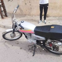 ماطور  خمس 9 شرط مكينه نشطه فول السعر 325وبي مجال ..التواصل 0777011300...